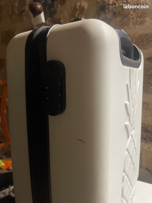 Petit valise (image 2)