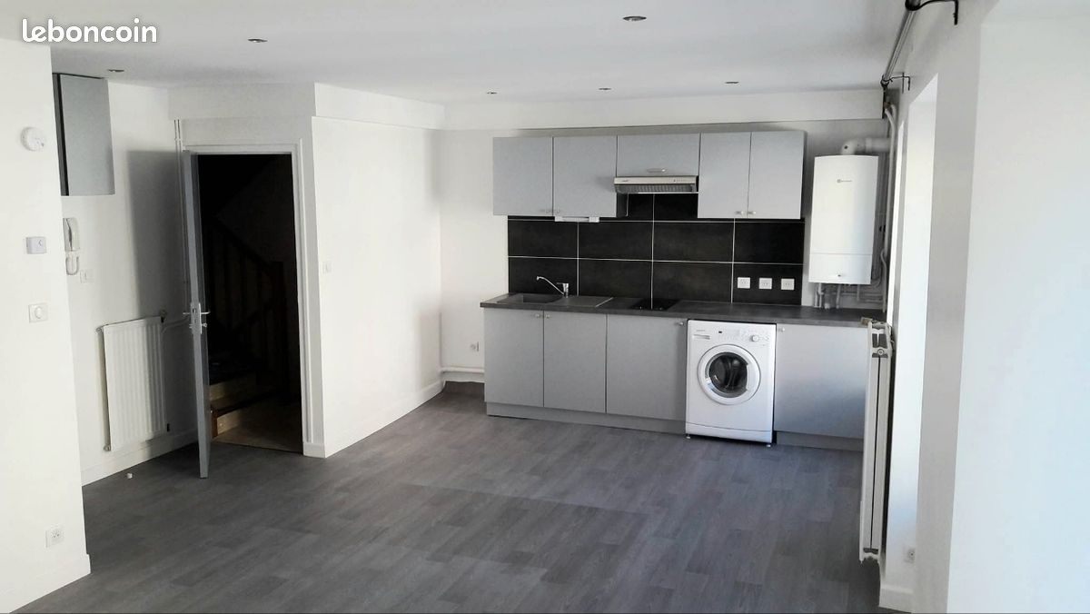 Appartement 2 pièces 48 m² · à Brives-Charensac · 48 m² · 470 €