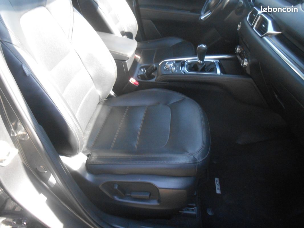 MAZDA CX-5 2.2L Skyactiv-D 150 ch 4x2 Signature / VENTE UNIQUEMENT A PROFESSIONNEL DE L'AUTOMOBILE (image 8)