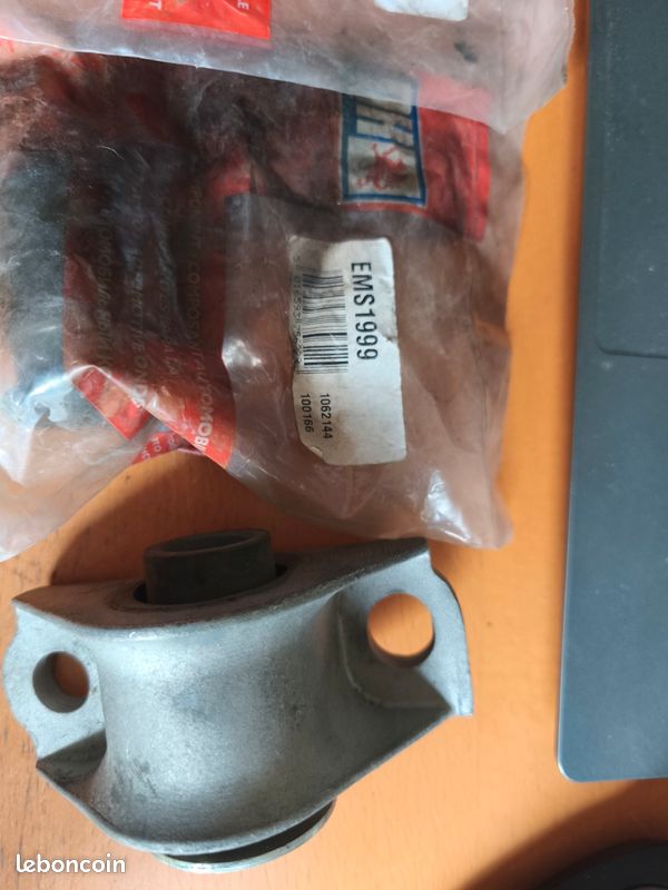 Lot de silent blocs Fiat Punto (image 1)