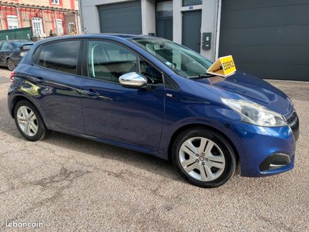 Belle 208 vti essence 83cv 99.600kms gps clim possibilite garantie 12 / 24 / 36 mois (image 2)