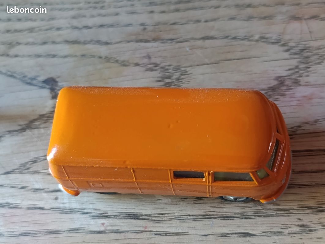 Volkswagen Combi Corgi Toys (image 5)