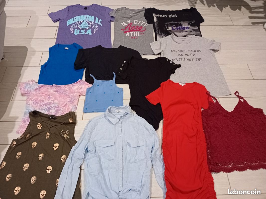 Lot de vêtements taille S (image 1)