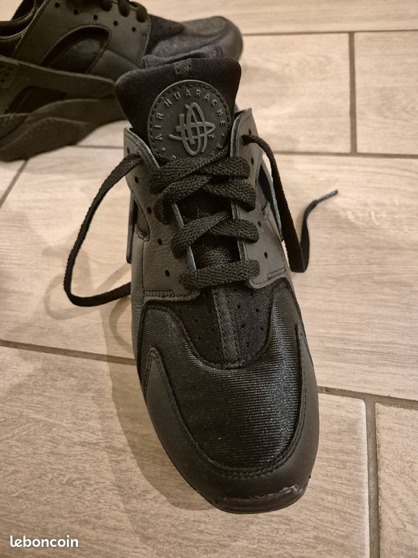 Chaussures Nike Nike Huarache Toute Noire Chaussure