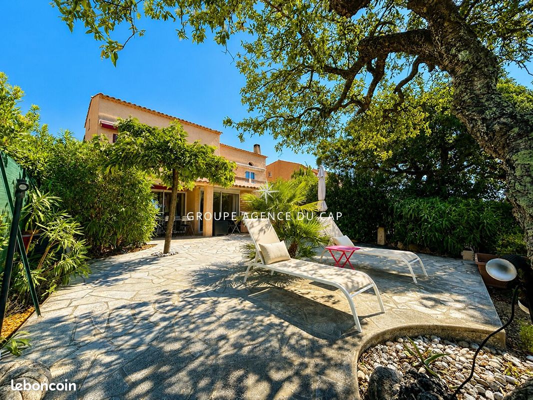 Appartement 3 pièces 40 m² · à Roquebrune-sur-Argens · 40 m² · 359 000 €
