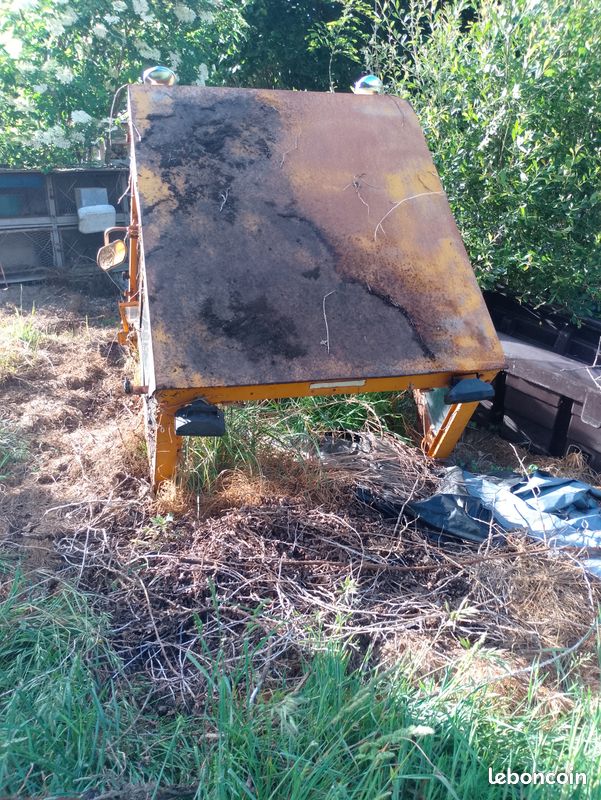 Cabine de tracteur (image 1)
