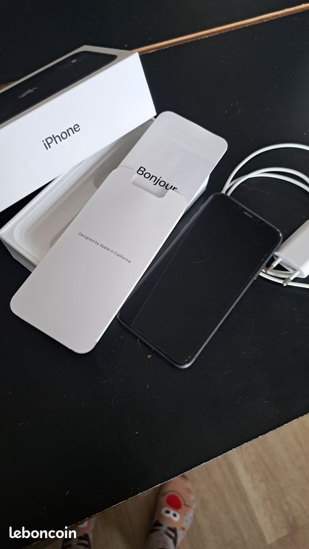 I Phone 11 (image 5)