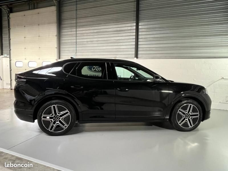 Ford Capri 340ch Extended Range 79kW Select AWD (image 7)
