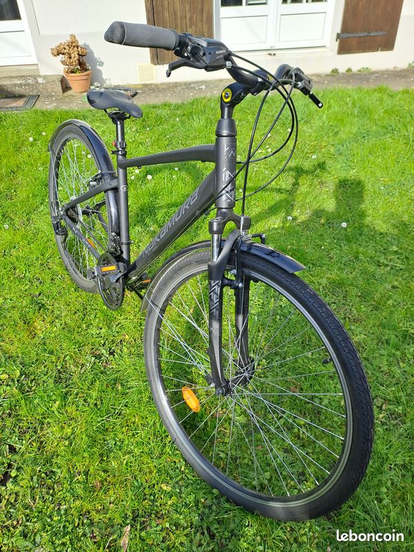 Vélo homme VTC 28 pouces Nakamura FIT 200 S Vélos