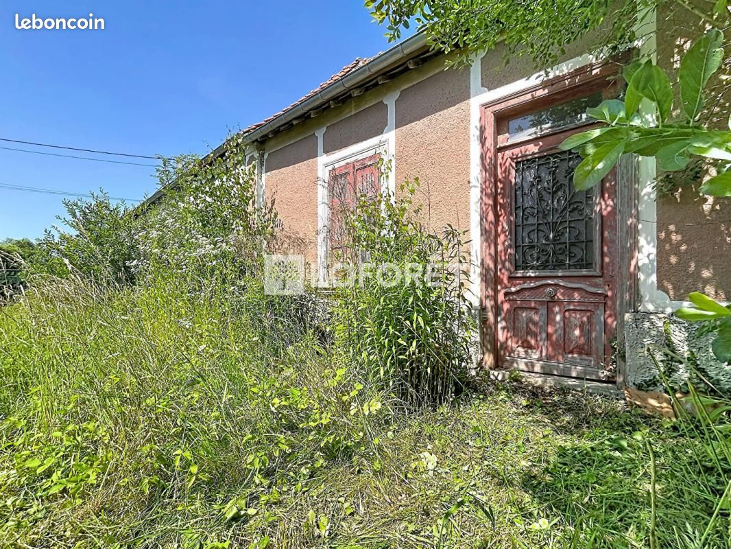 Maison 2 pièces 70 m² · à Érondelle · 70 m² · 77 000 €