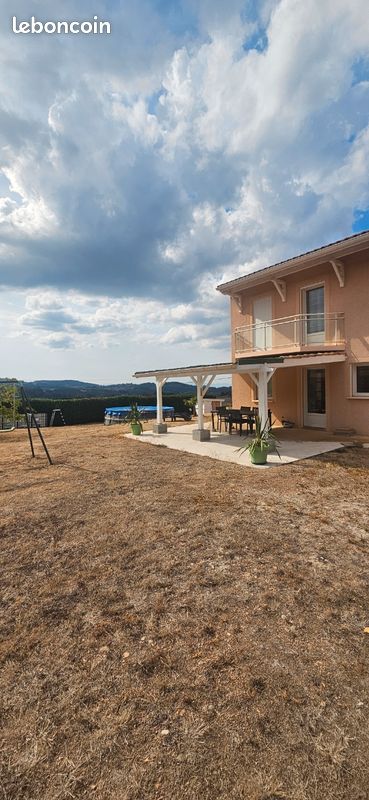 Maison 5 pièces 150 m² · à Belmont-de-la-Loire · 150 m² · 280 000 €