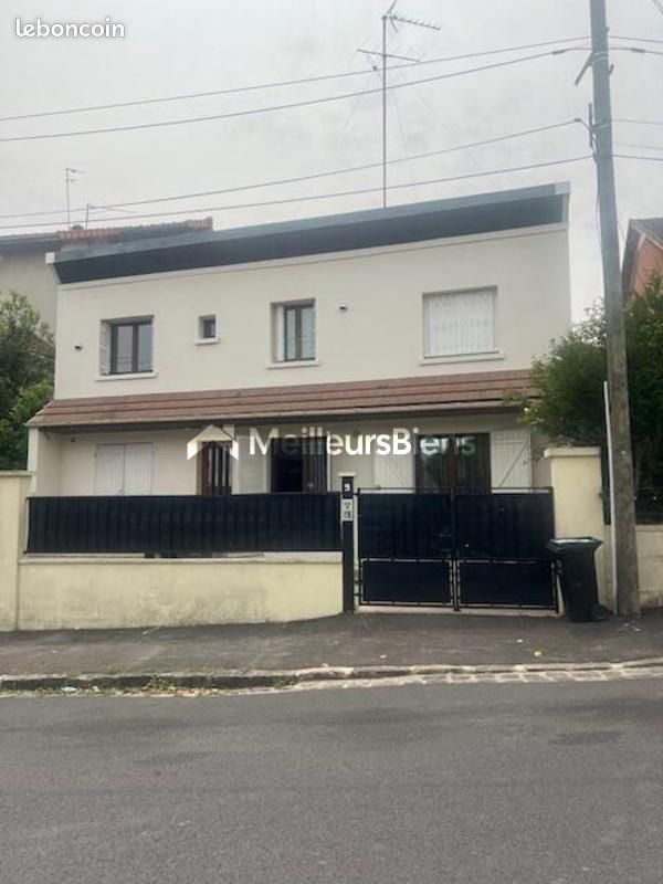 Immeuble 6 pièces 116 m² · à Gagny · 116 m² · 445 000 €