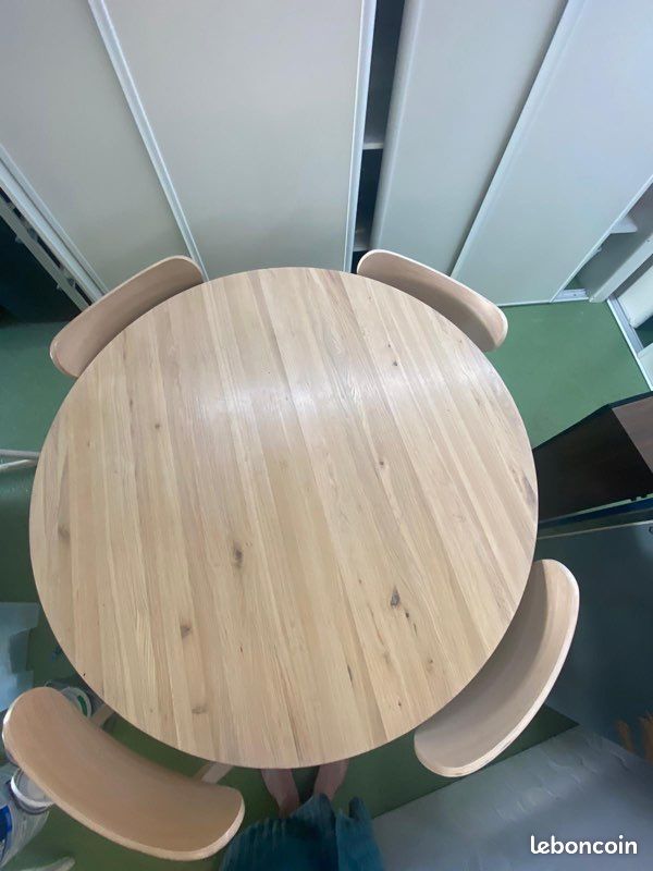 6 chaises en bois clair (image 7)