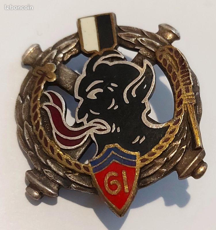 Insigne Militaire Ancien 6e Rgt D'Artillerie Coloniale AOF – Pièce De Collection G2636