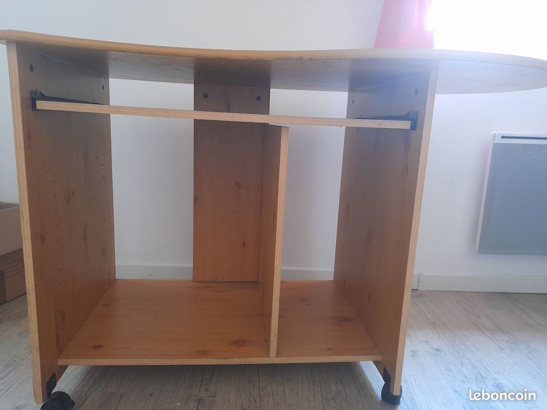 Bureau en bon état à vendre (image 2)