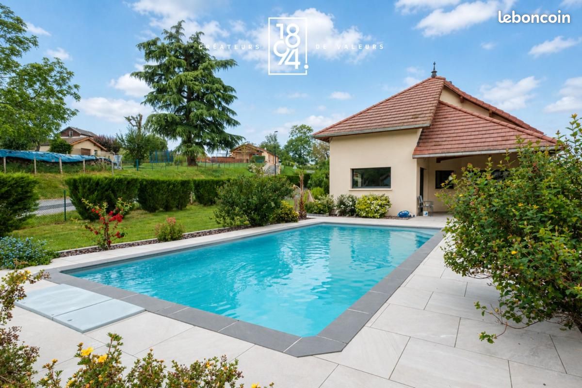 Maison 4 pièces 181 m² · à Cressin-Rochefort · 181 m² · 525 000 €