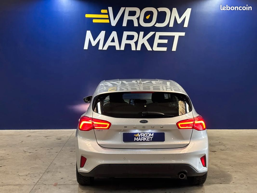 FORD Focus 1.0 125ch Titanium - 2018 - parfait état (image 4)