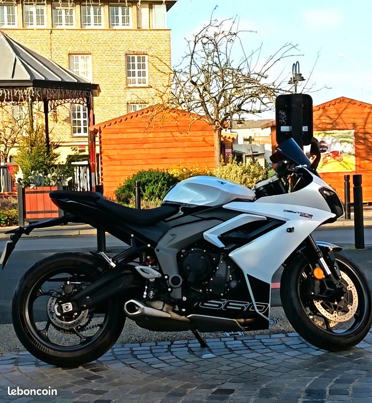 Triumph 660 daytona (image 2)