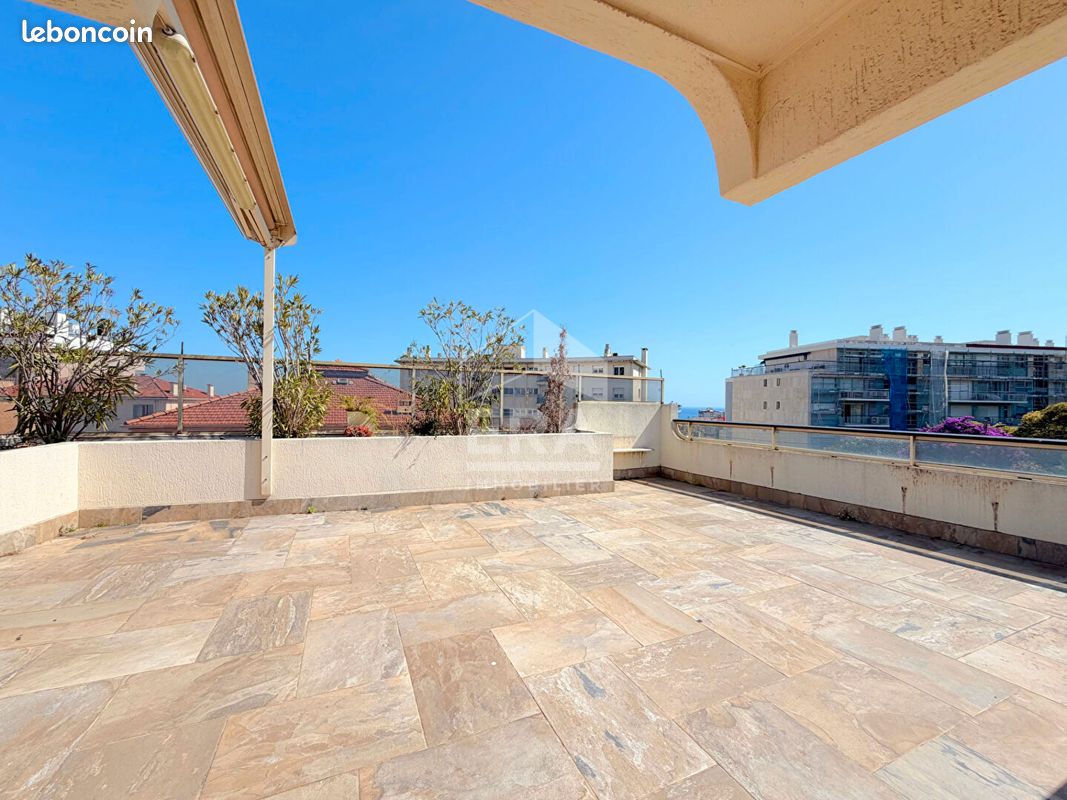 Appartement 4 pièces 112 m² · à Cannes · 112 m² · 745 000 €