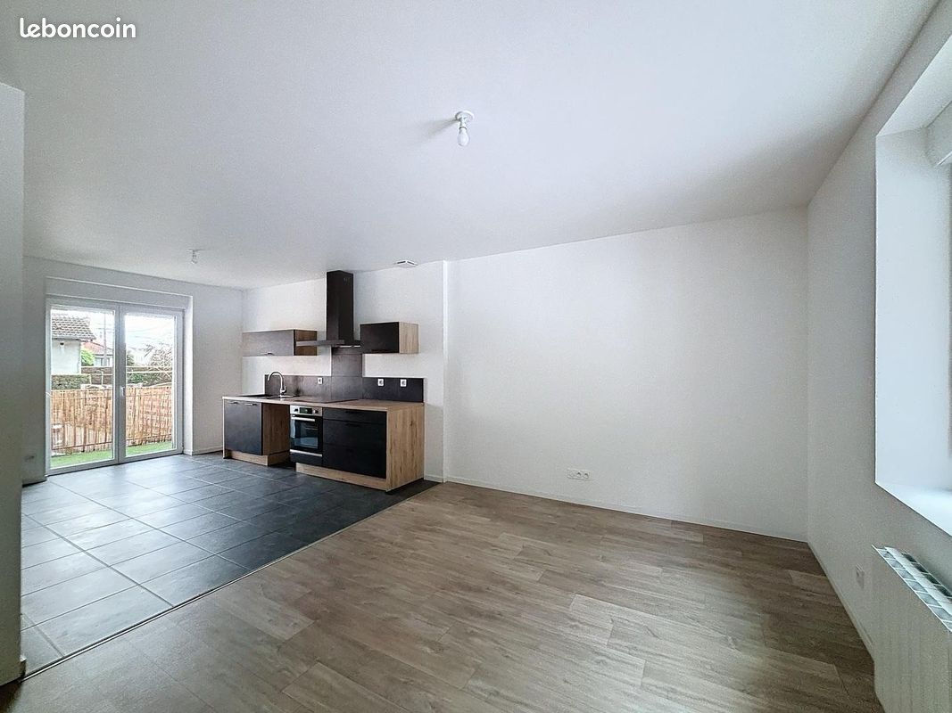 Maison 5 pièces 83 m² · à Arbouans · 83 m² · 950 €/mois
