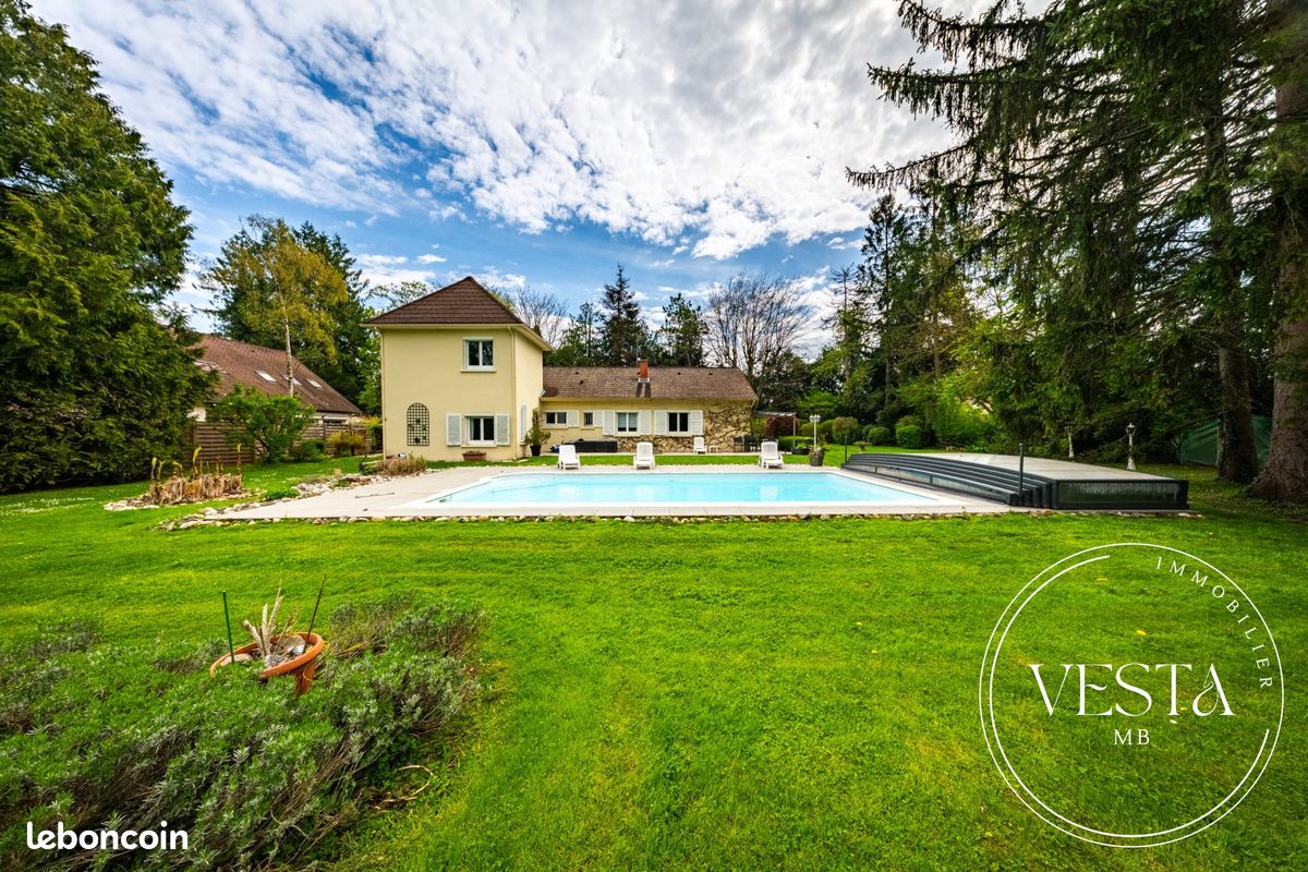 Maison 6 pièces 160 m² · à Arceau · 160 m² · 430 000 €