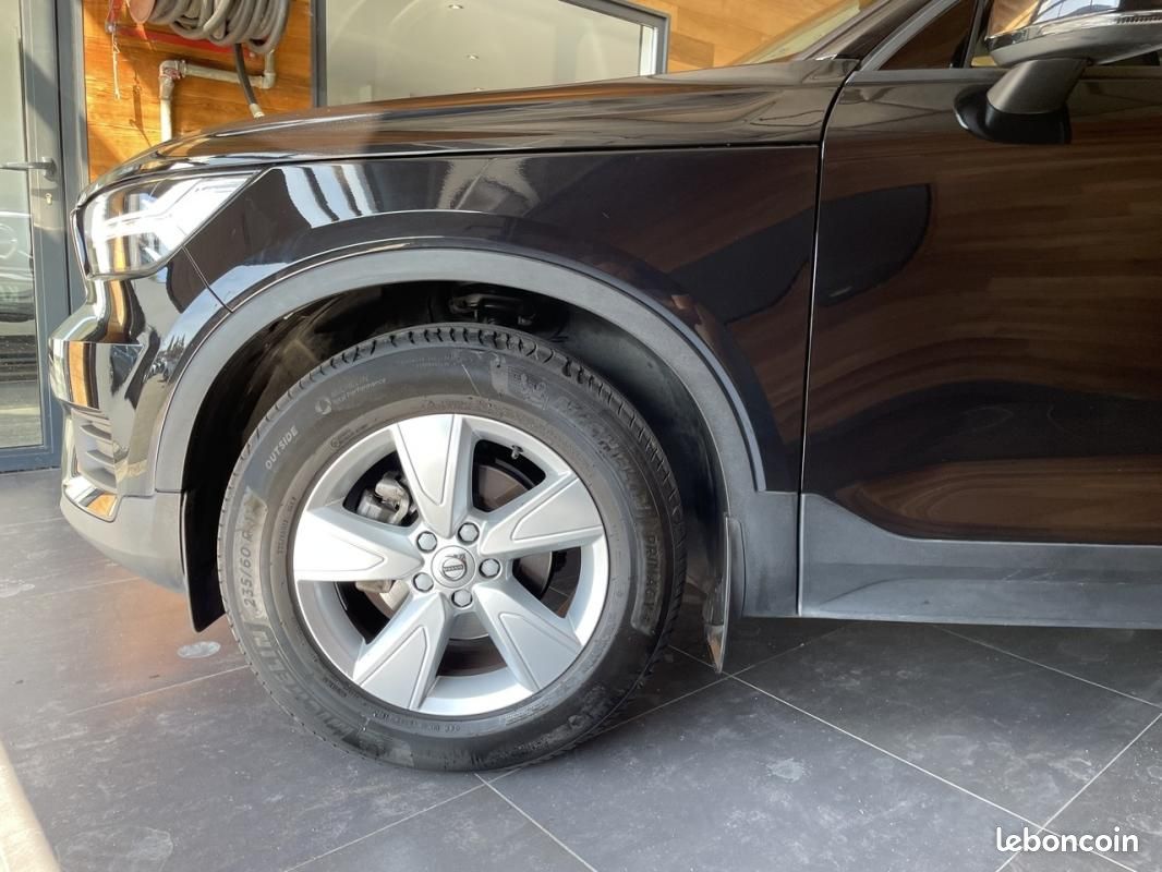 Volvo XC40 D3 150CH GEARTRONIC 8 MOMENTUM (image 11)