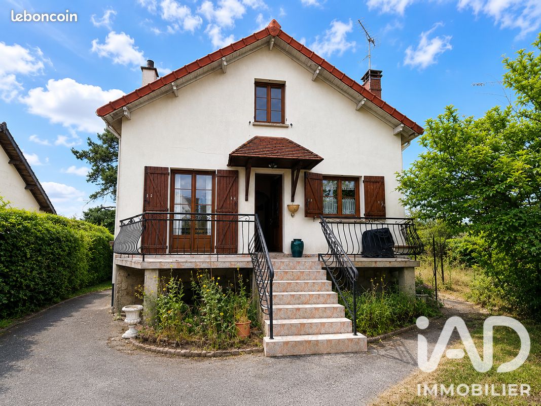 Maison 5 pièces 73 m² · à Combs-la-Ville · 73 m² · 295 000 €