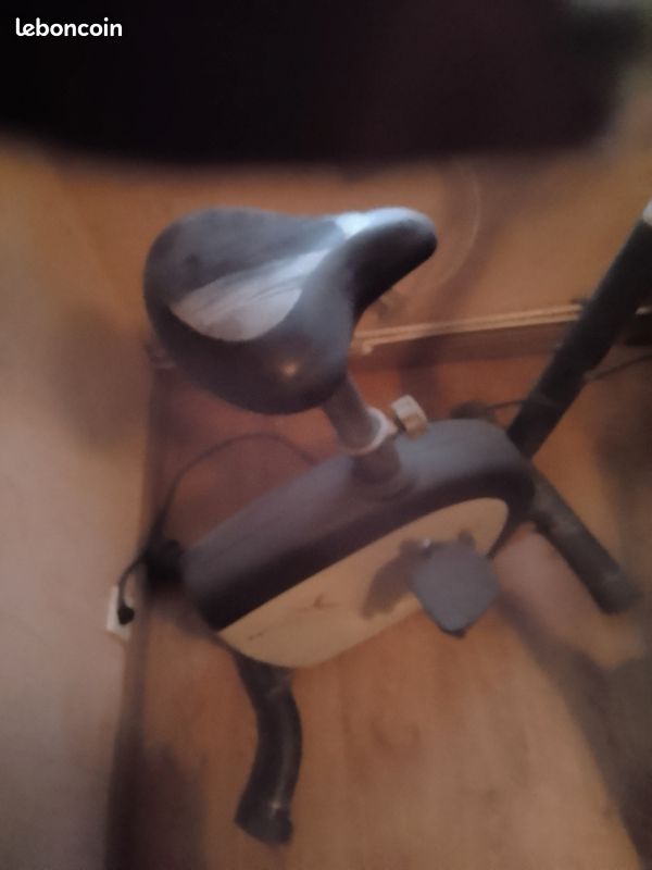 Vélo d'appartement (image 3)