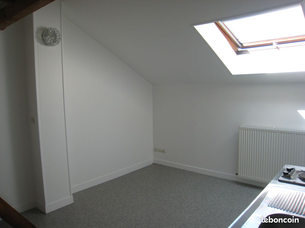 Appartement 1 pièce 13 m² · à Reims · 13,1 m² · 390 €