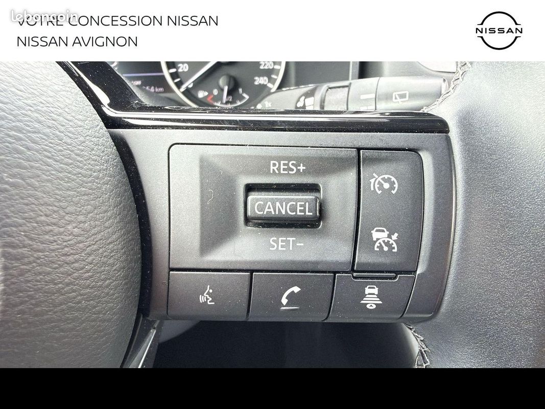 Nissan Qashqai e-POWER 190ch Business Edition 2022 (image 22)