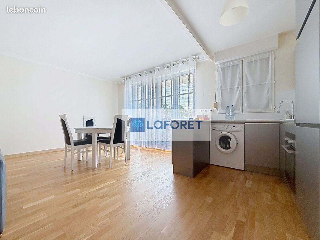 Appartement 2 pièces 45 m² · à Le Plessis-Trévise · 45 m² · 1 050 €/mois