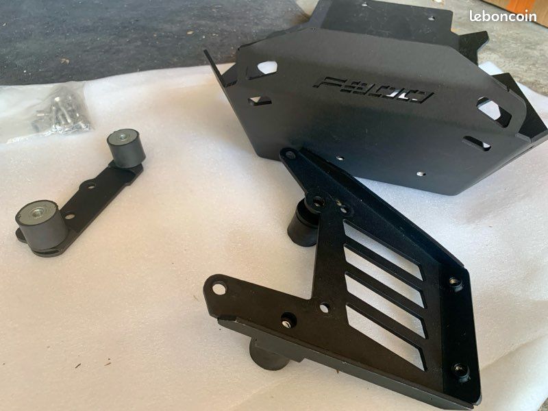 Protection bas moteur collecteur f900gs f900xr f900r f900 (image 3)