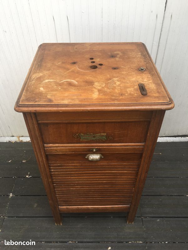 Meuble gramophone avec monnayeur (image 2)