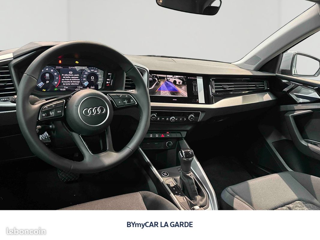 AUDI A1 Sportback 30 TFSI 116 ch S tronic 7 Design (image 9)