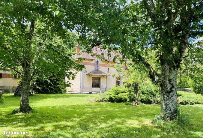 Maison 8 pièces 133 m²