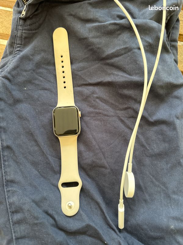 Apple Watch SE (image 3)