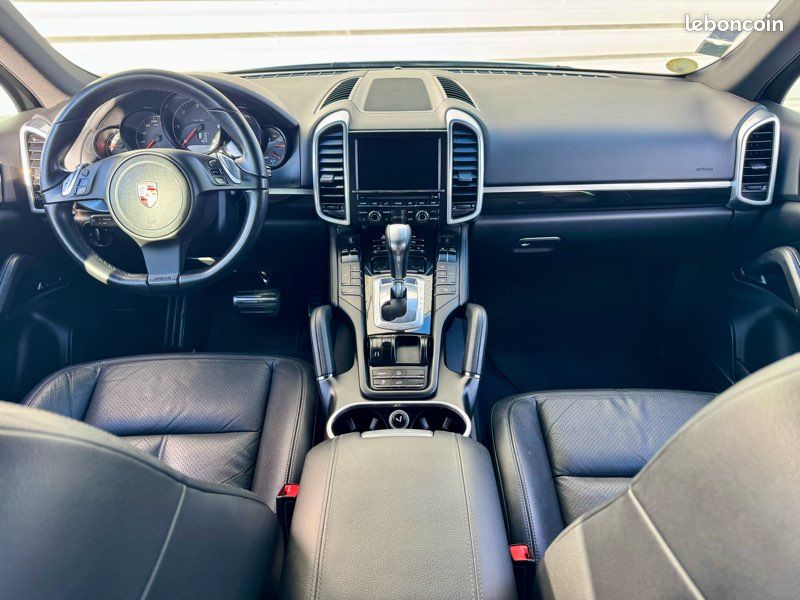 PORSCHE Cayenne 92A 3.0 TDi V6 24V Tiptronic S 240 cv Boîte auto (image 6)