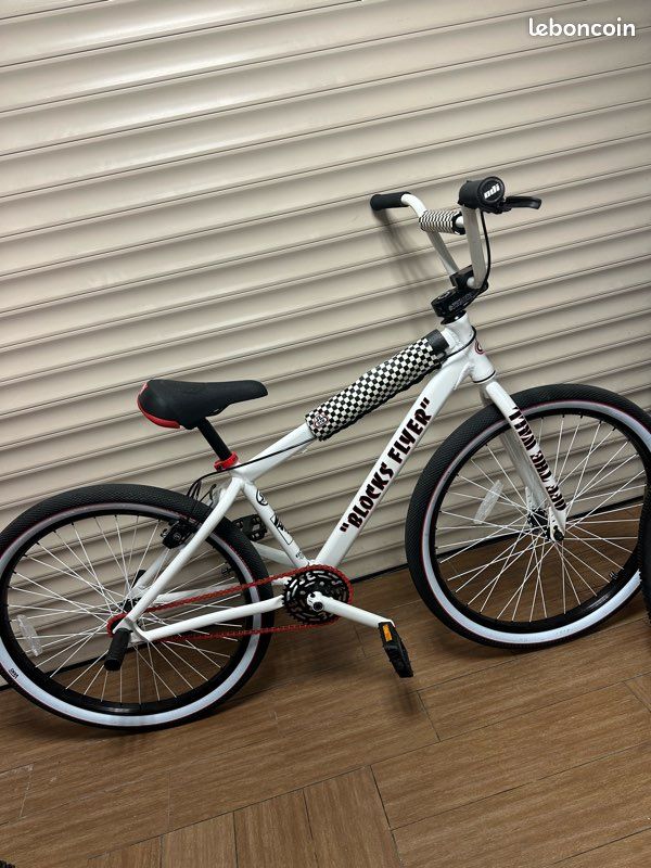 Vélo bmx sebike Vans (image 2)