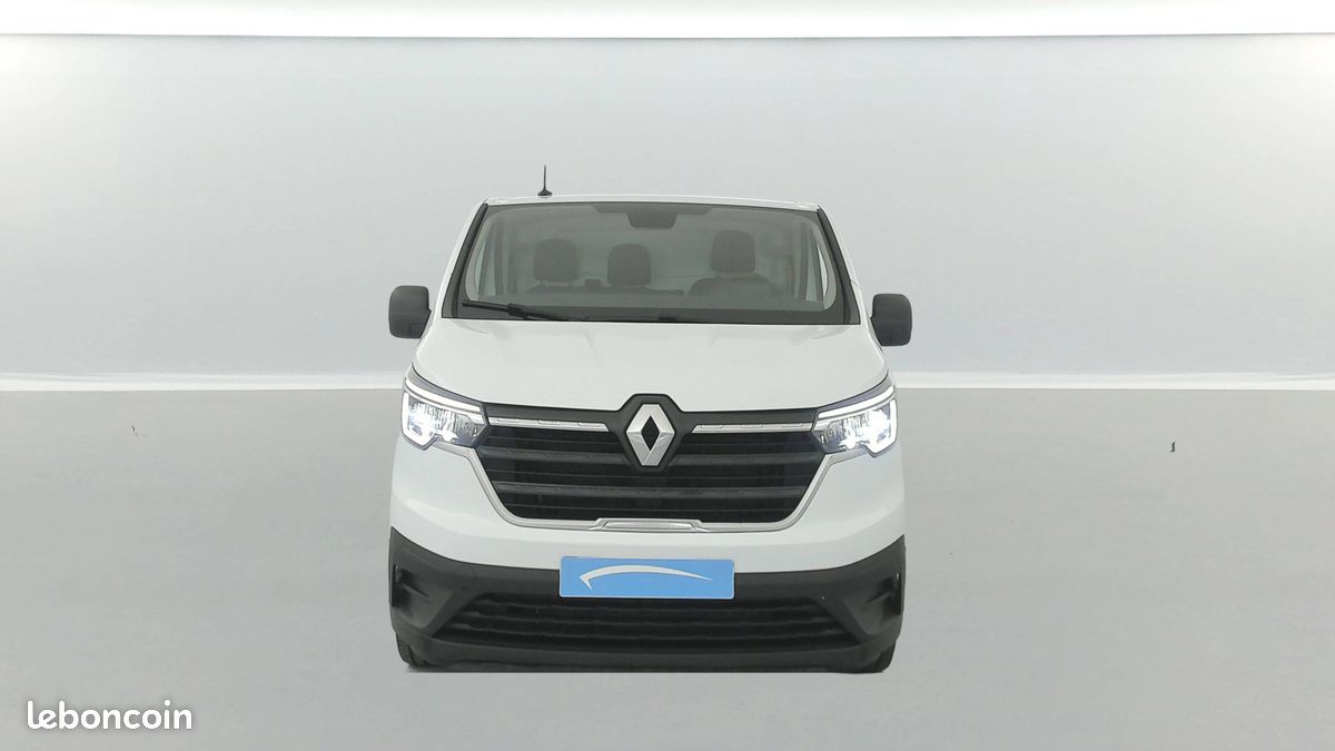 Renault trafic fgn l2h1 3000 kg blue dci 130 confort (image 8)