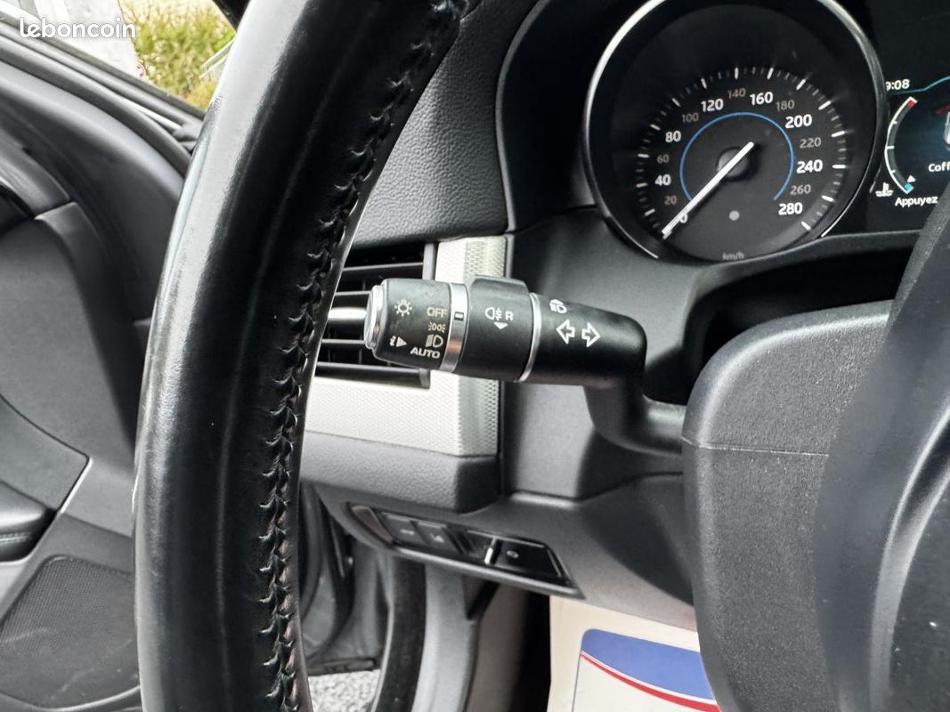 JAGUAR XF 2.0 D - 180 BVA S&S Prestige Gps + Camera AR + Clim (image 26)