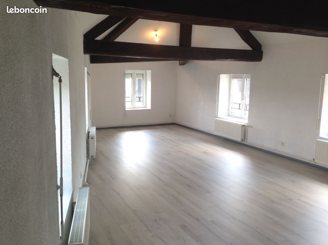 Appartement 3 pièces 73 m² · à Charmes · 73 m² · 500 €/mois