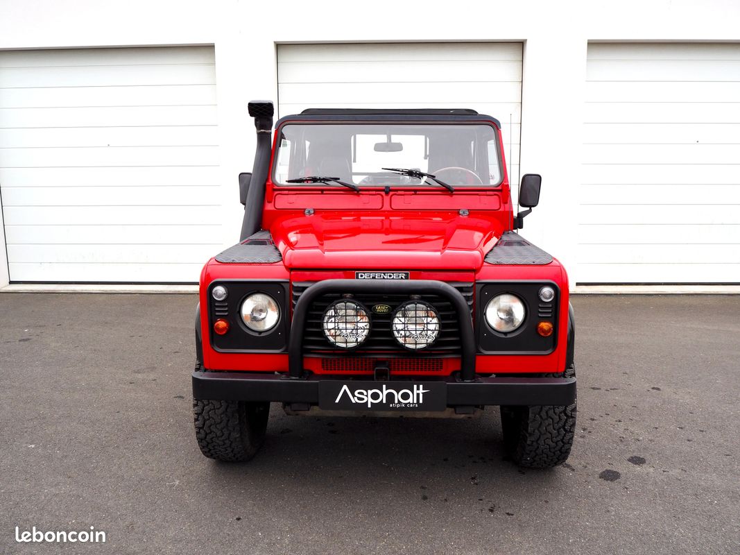 Land Rover DEFENDER 90 - TD5 2.5l 122cv - Cabriolet - TVA récupérable (image 4)