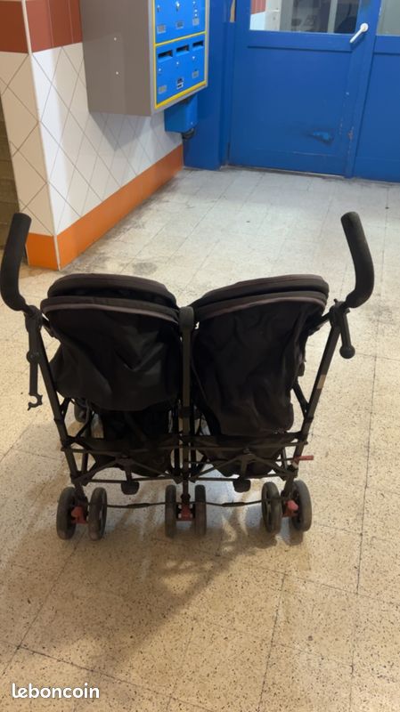Poussette double (image 1)