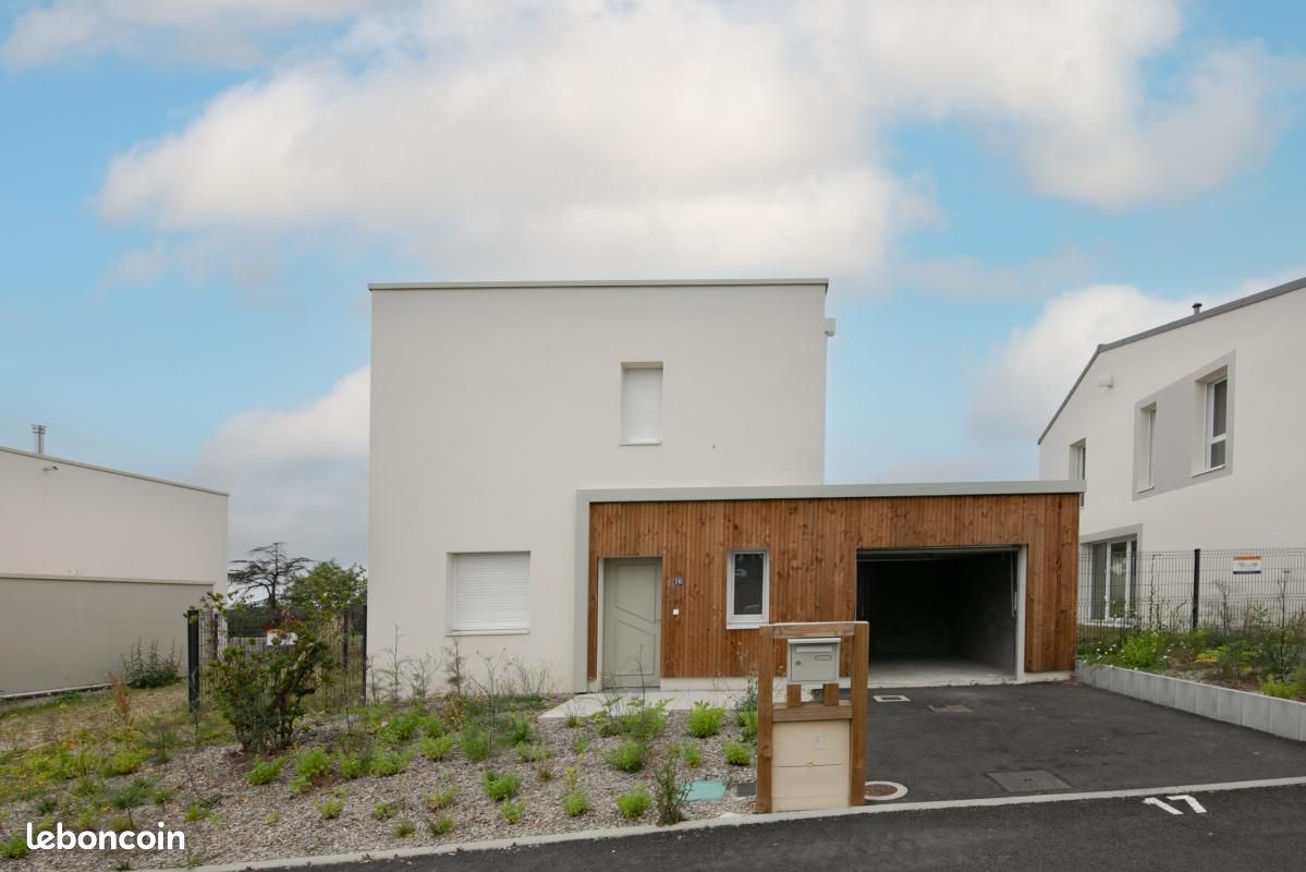 Maison 4 pièces 96 m² · à Couëron · 96 m² · 371 000 €