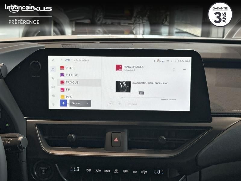 Lexus UX 300h F SPORT Design MY26 (image 16)
