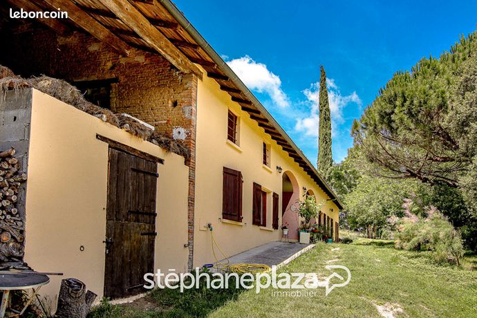 Propriété 12 pièces 300 m²
