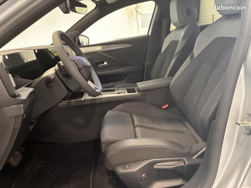 Opel Astra 1.2 Turbo Hybrid 136ch GS e-DCT 6 (image 16)