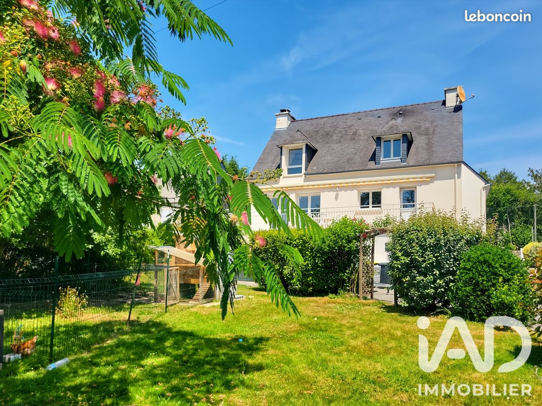 Maison 7 pièces 142 m² · à Pluvigner · 142 m² · 352 000 €