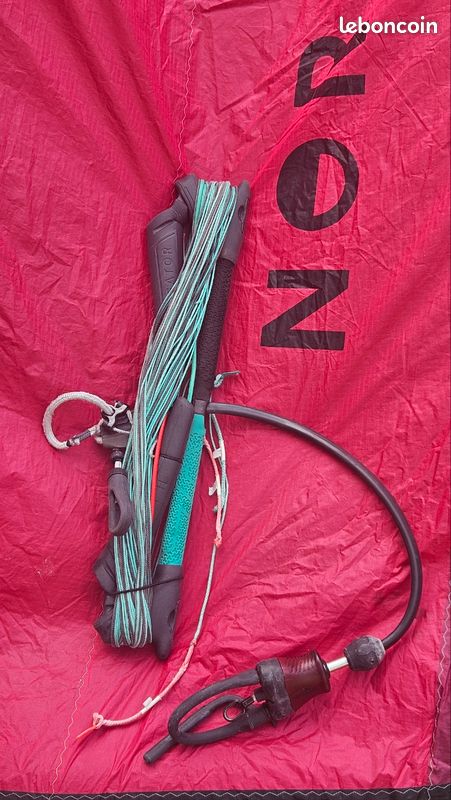 Aile kite North Orbit 9m de 2024 rouge en tres bon etat, 10 sorties (image 3)