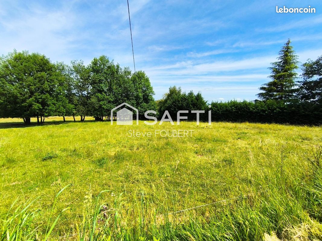 Terrain 2516 m² · à Rouffignac-Saint-Cernin-de-Reilhac · 2 516 m² · 28 000 €
